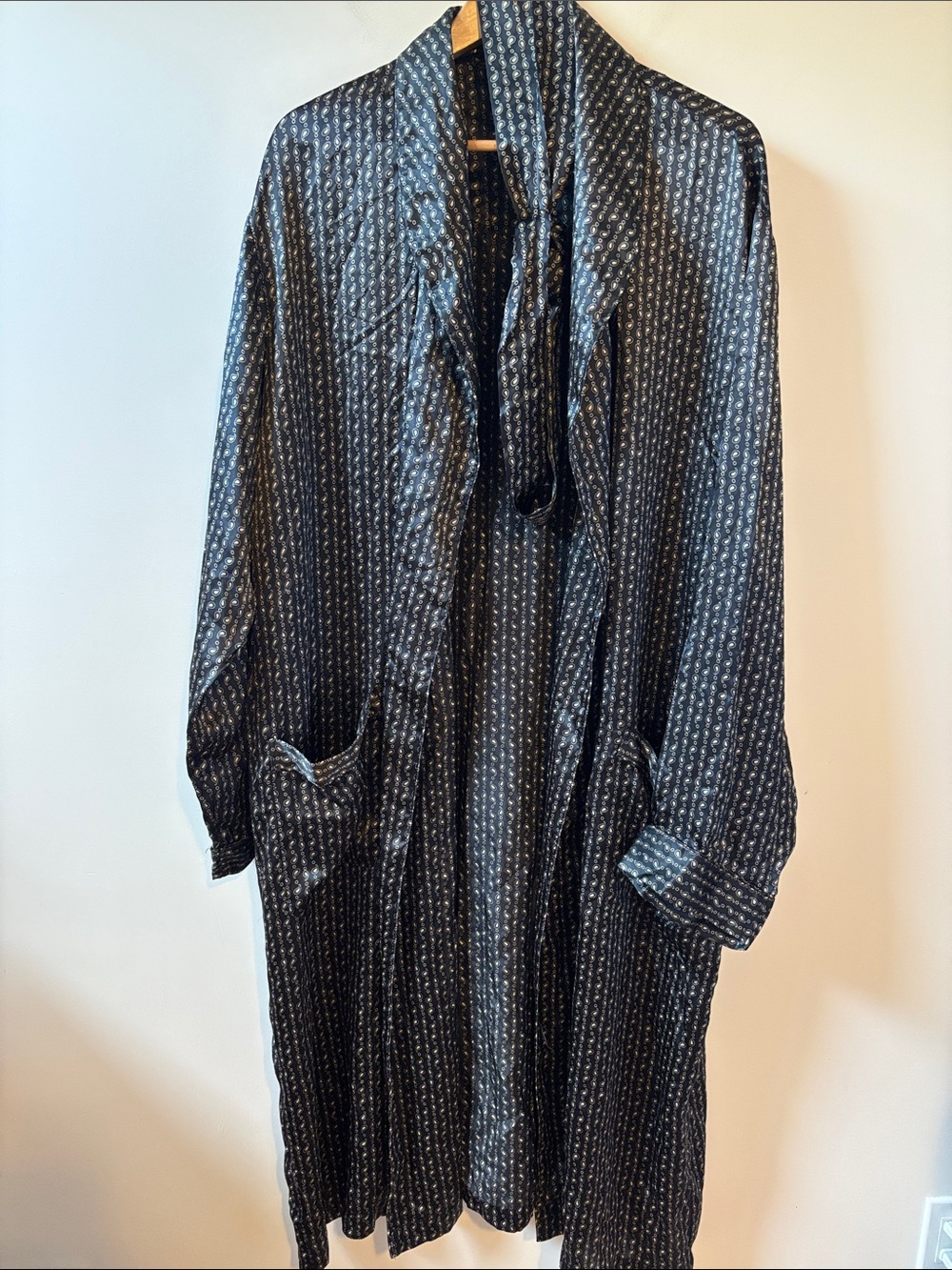 Pierre Cardin Black Paisley Silk Robe